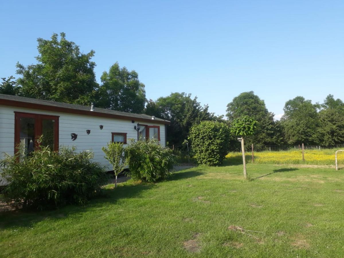Gezellige Chalet van Minicamping De Braamhof Koudekerke Exterior foto